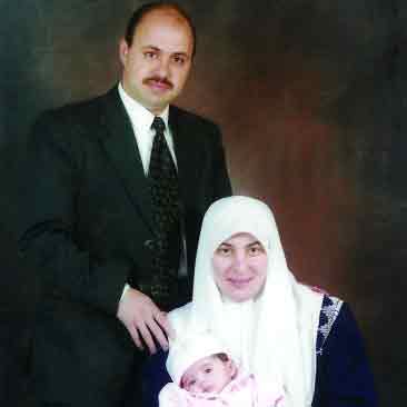 Tareq-Ayoub-with-Family